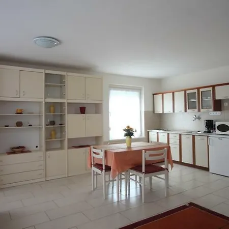 Siesta Apartmanhaz Apart-hotel