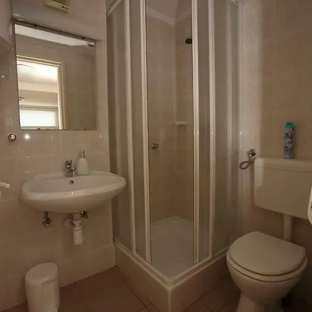 Siesta Apartmanhaz 巴拉顿菲赖德